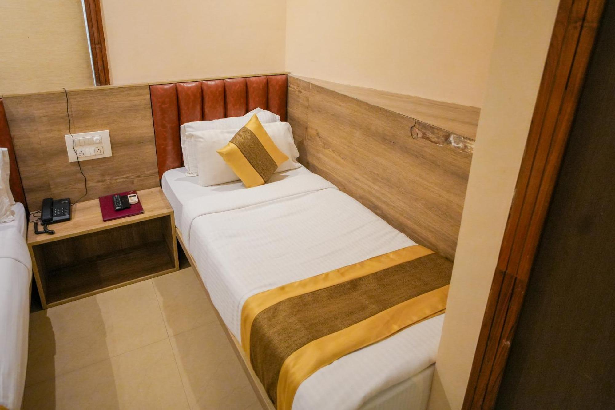 Hotel Skylink Hospitality Mahalaxmi Mumbai Ngoại thất bức ảnh