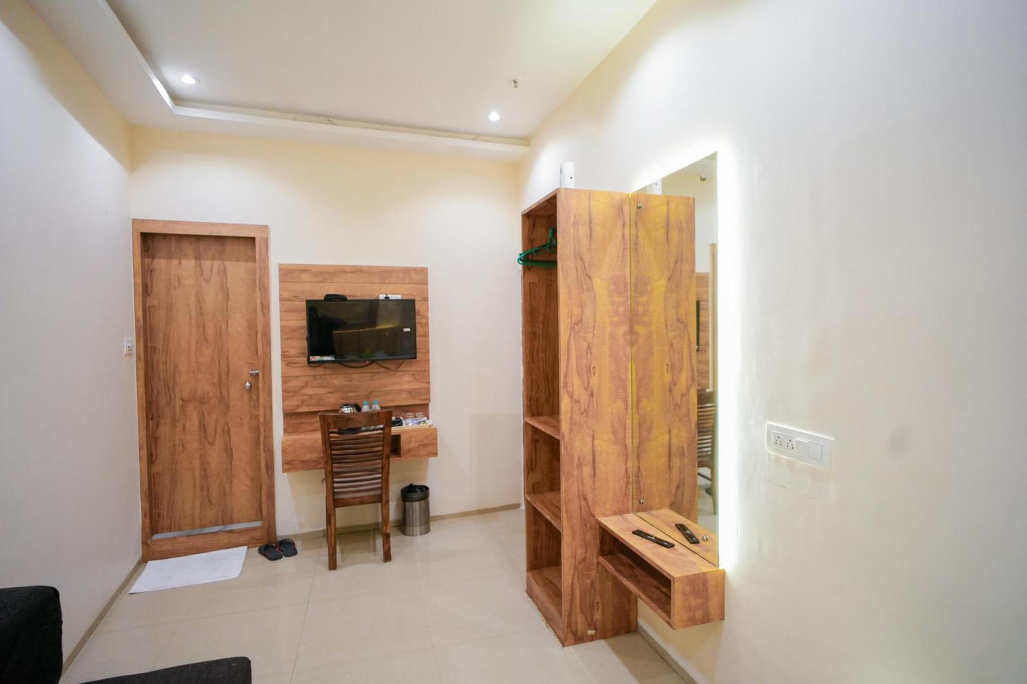 Hotel Skylink Hospitality Mahalaxmi Mumbai Ngoại thất bức ảnh