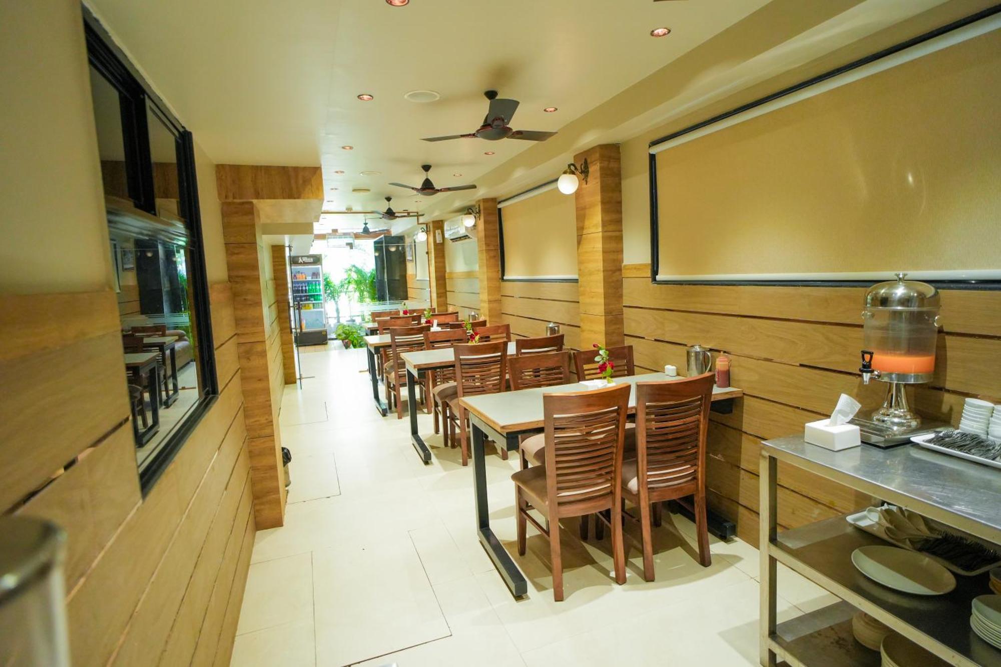 Hotel Skylink Hospitality Mahalaxmi Mumbai Ngoại thất bức ảnh